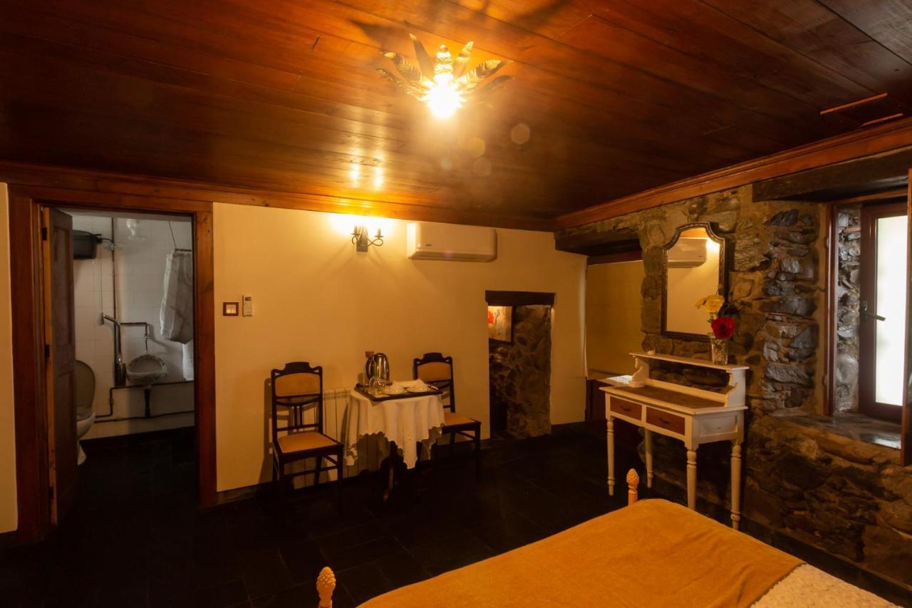 Quintal De Alem Do Ribeiro-Turismo Rural Lousã Zewnętrze zdjęcie