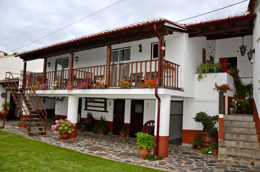 Quintal De Alem Do Ribeiro-Turismo Rural Lousã Zewnętrze zdjęcie